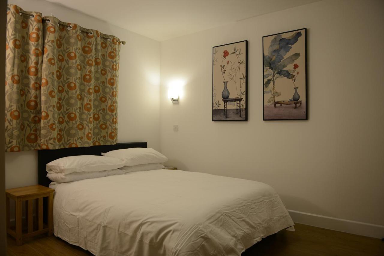 The Meadows Bed & Breakfast Кеймбридж Екстериор снимка