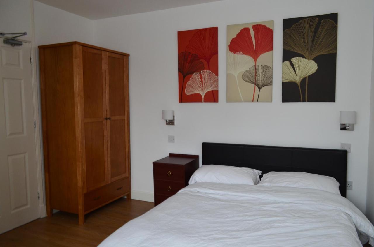The Meadows Bed & Breakfast Кеймбридж Екстериор снимка